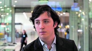 El Pequeño Nicolás es deslliurarà de la presó si no delinqueix en quatre anys