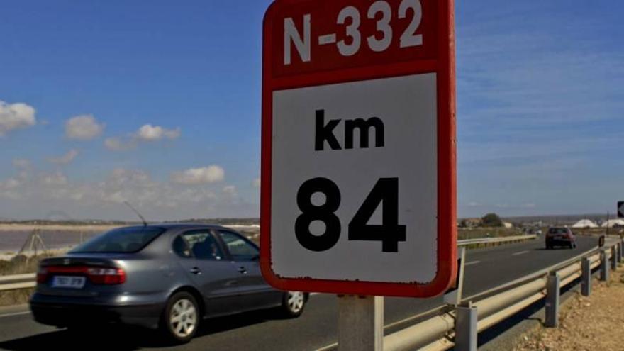 Mueren dos cartageneros en un accidente en Santa Pola