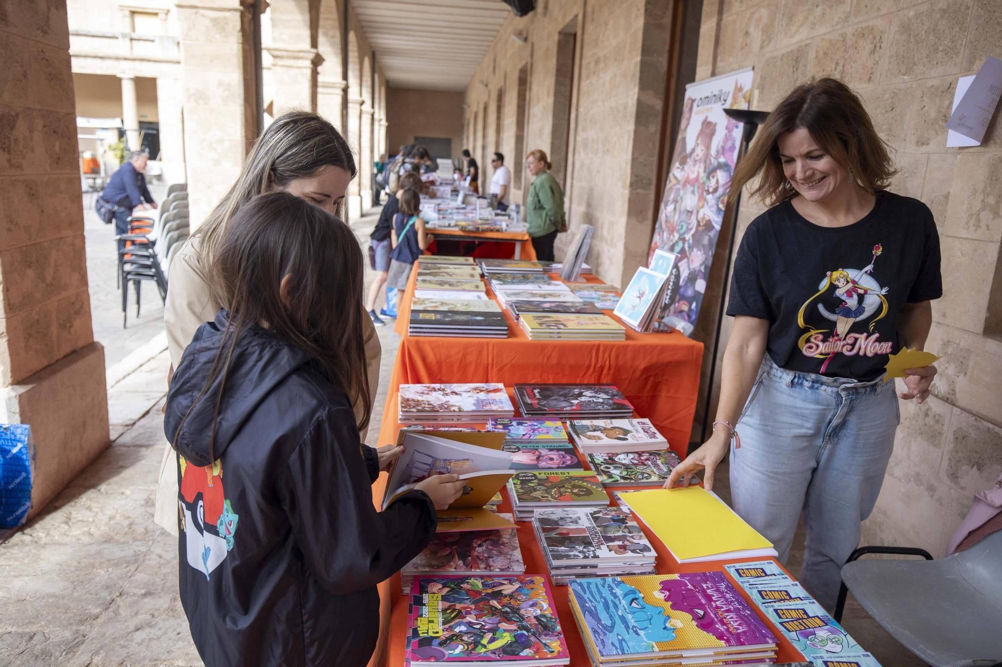 El patio de La Misericórdia acoge el Comic Market durante este fin de semana