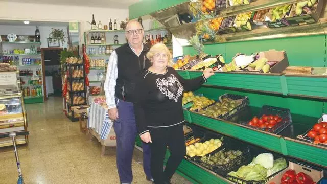 Cierra Can Xiscos, la última tienda tradicional de comestibles de Binissalem