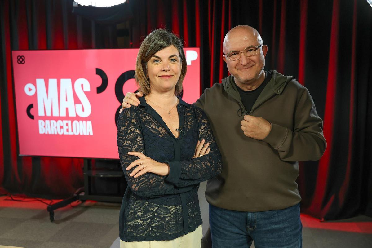 Samanta Villar y Sergi Mas en el plató de El Periódico.