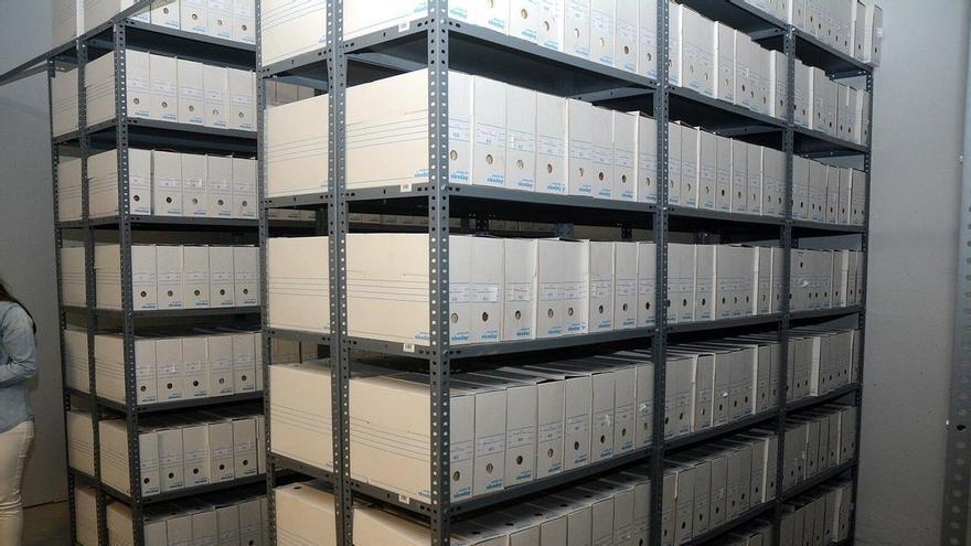 La Xunta decide qué papeles guarda para siempre y cuáles puede destruir: del impuesto de sucesiones al IBI