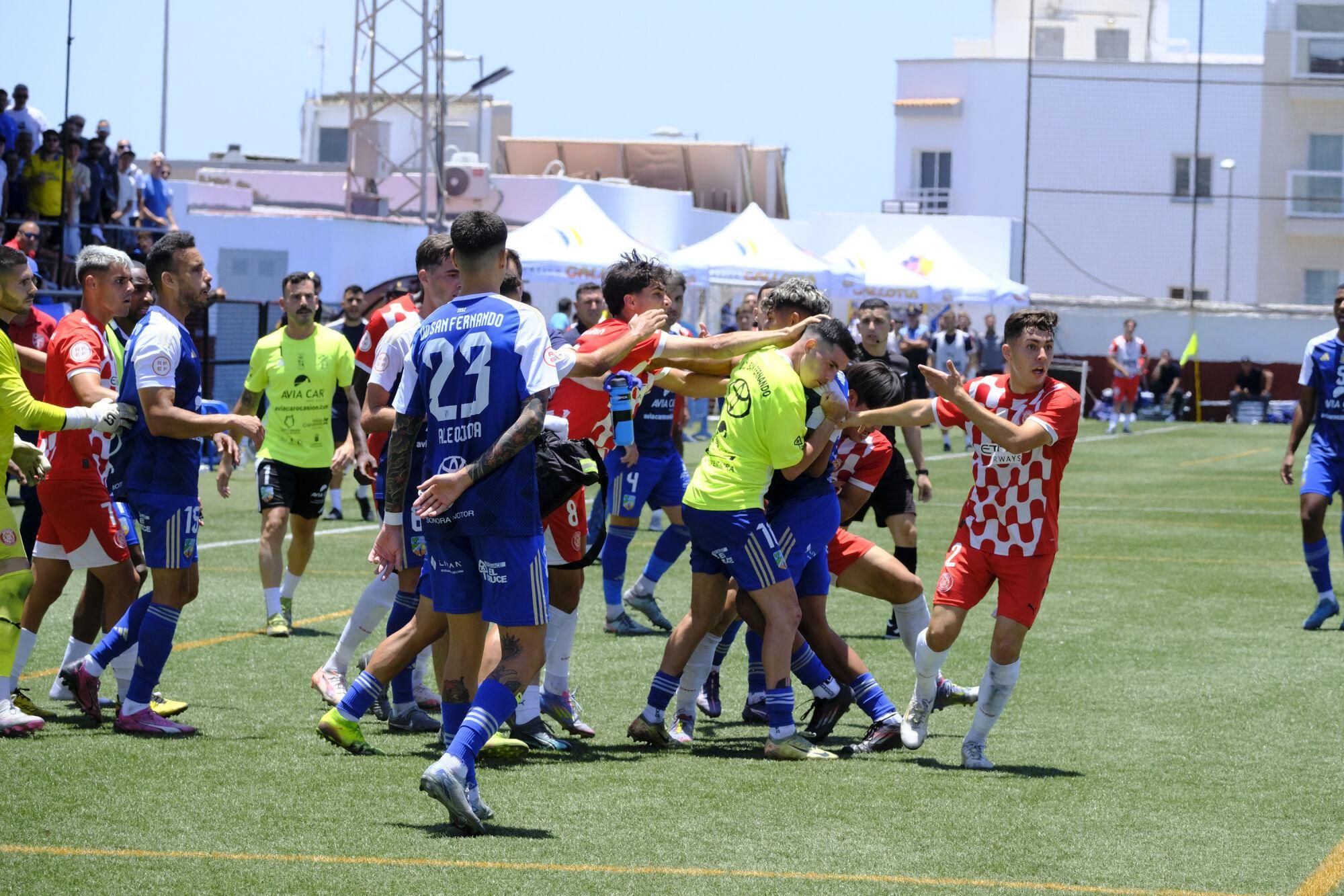 Final del ascenso a Segunda RFEF: UD San Fernando-Girona B