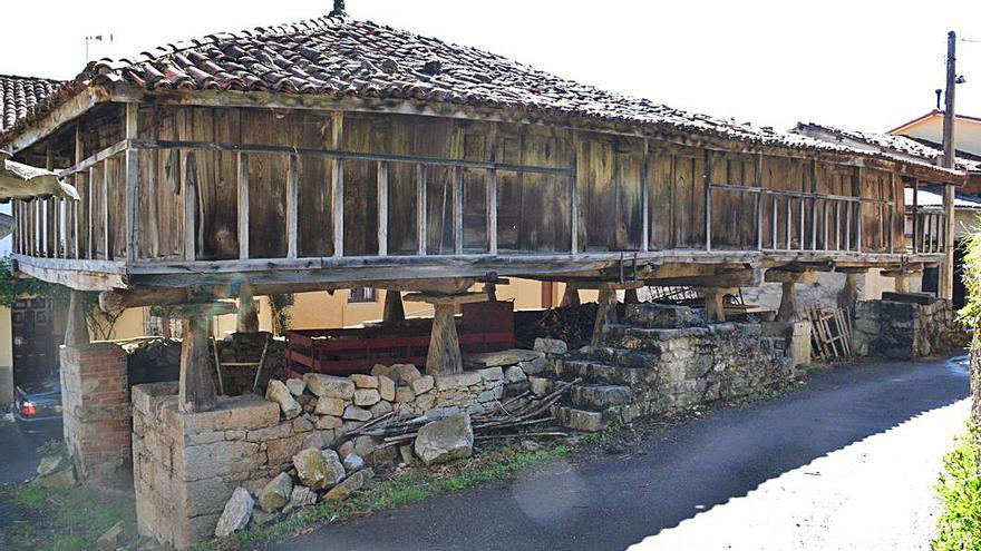 Panera de Santianes de Molenes (Grado).