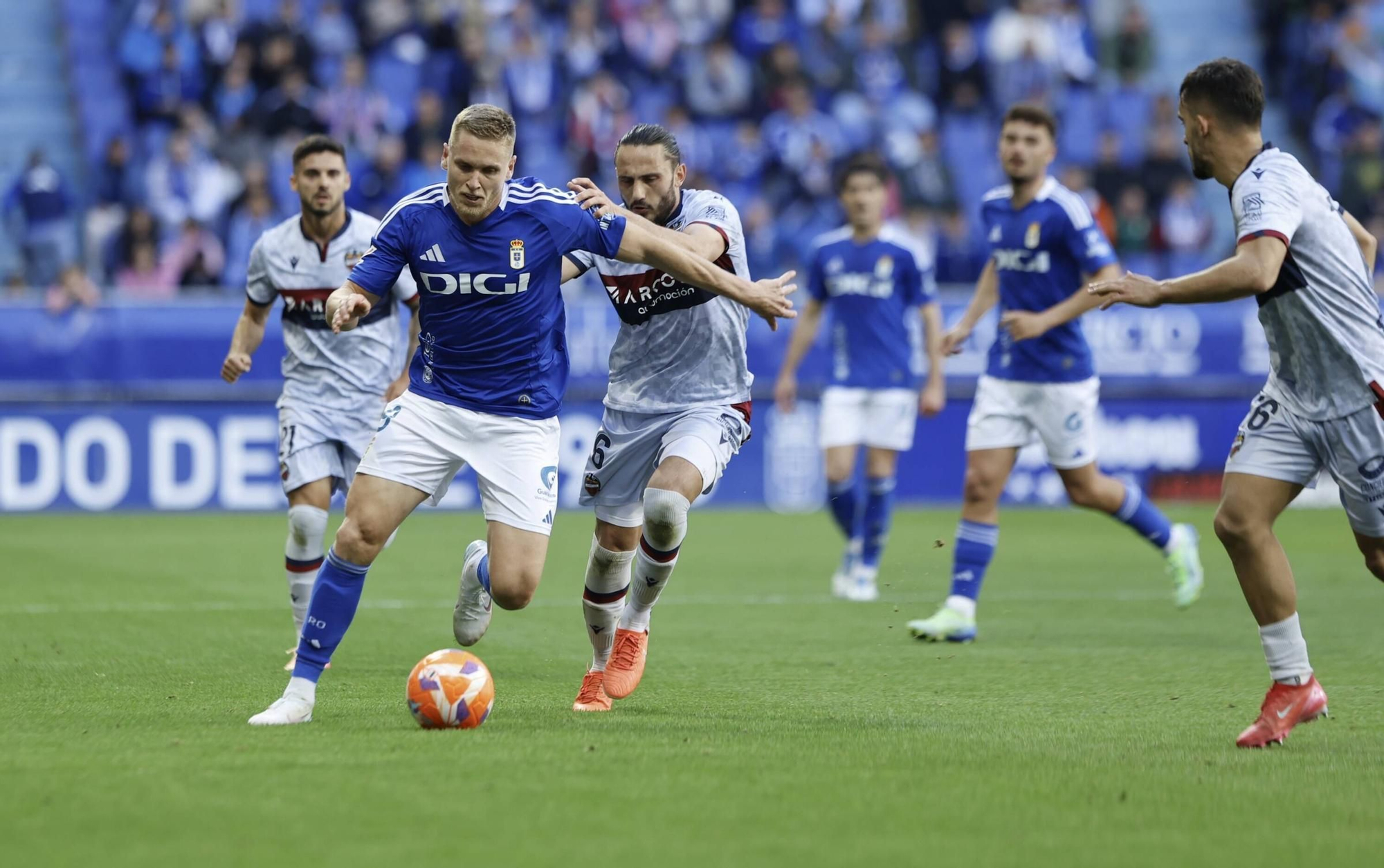Así fue el partido entre el Oviedo y el Levante