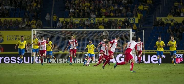 FÚTBOL PRIMERA DIVISIÓN UD LAS PALMAS - RCD ...