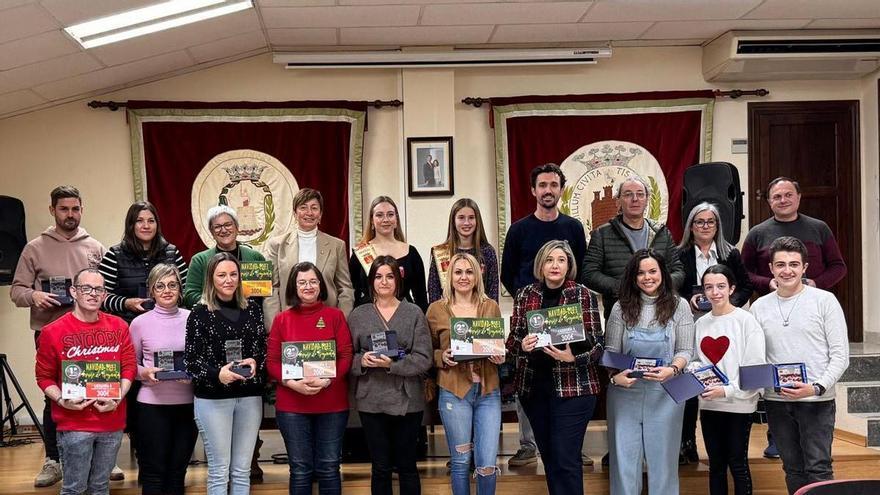 Segorflor, Papelería Agua Limpia y la Carpintería Andueza son los mejores escaparates navideños de Segorbe