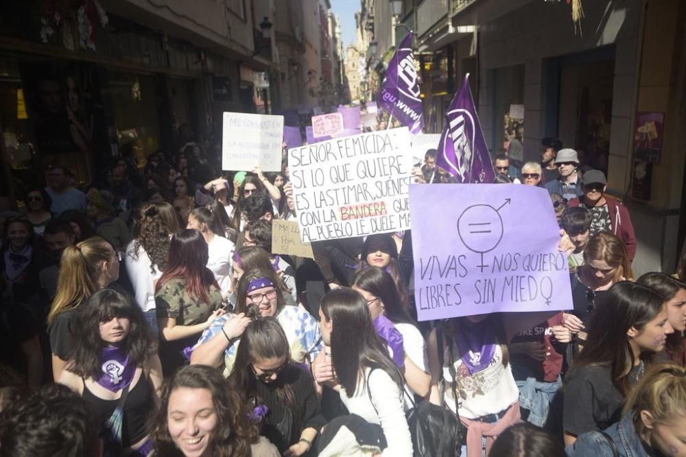 La feministas calientan motores antes de la manifestación del 8-M en Murcia