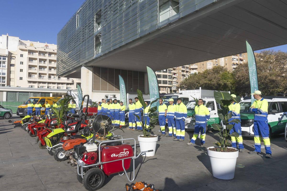 Benidorm presenta un nuevo servicio de conservación y limpieza de zonas verdes gestionado por Actúa