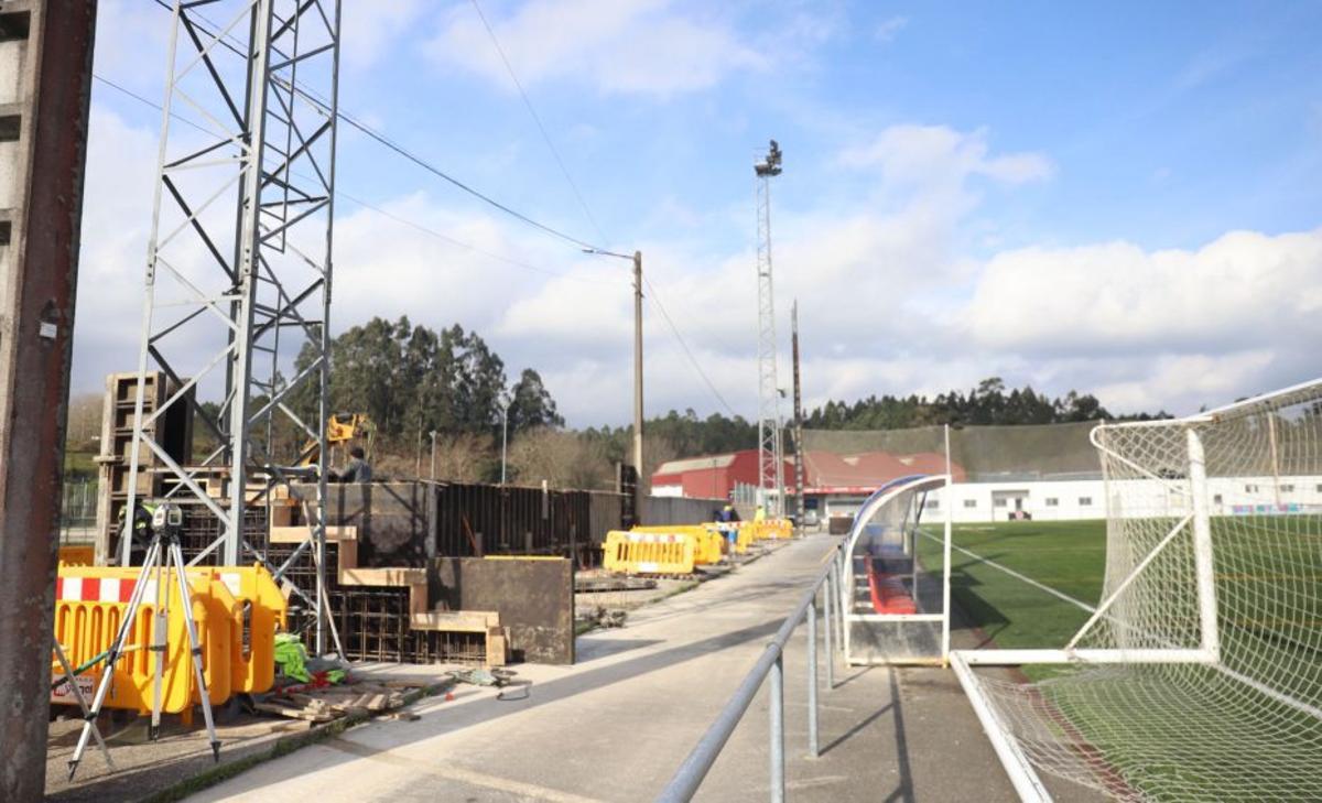 Los trabajos en la nueva grada, estos días.