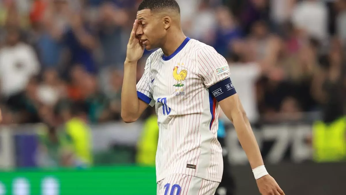 Deschamps, cuando le preguntan si echa de menos a Mbappé: "¿Te ha pedido él que me hagas esa pregunta?"