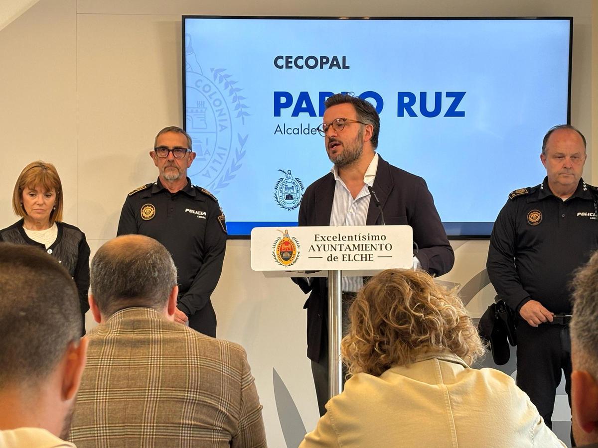 El alcalde expone las acciones emprendidas durante la crisis del cero energético en Elche