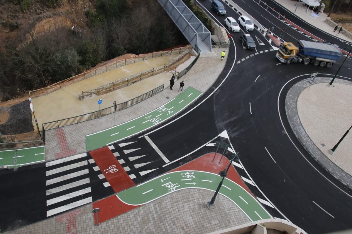 El parque y parte del carril bici en el acceso norte de Alcoy.