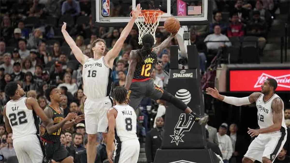 Gasol contribuyó al triunfo de los Spurs