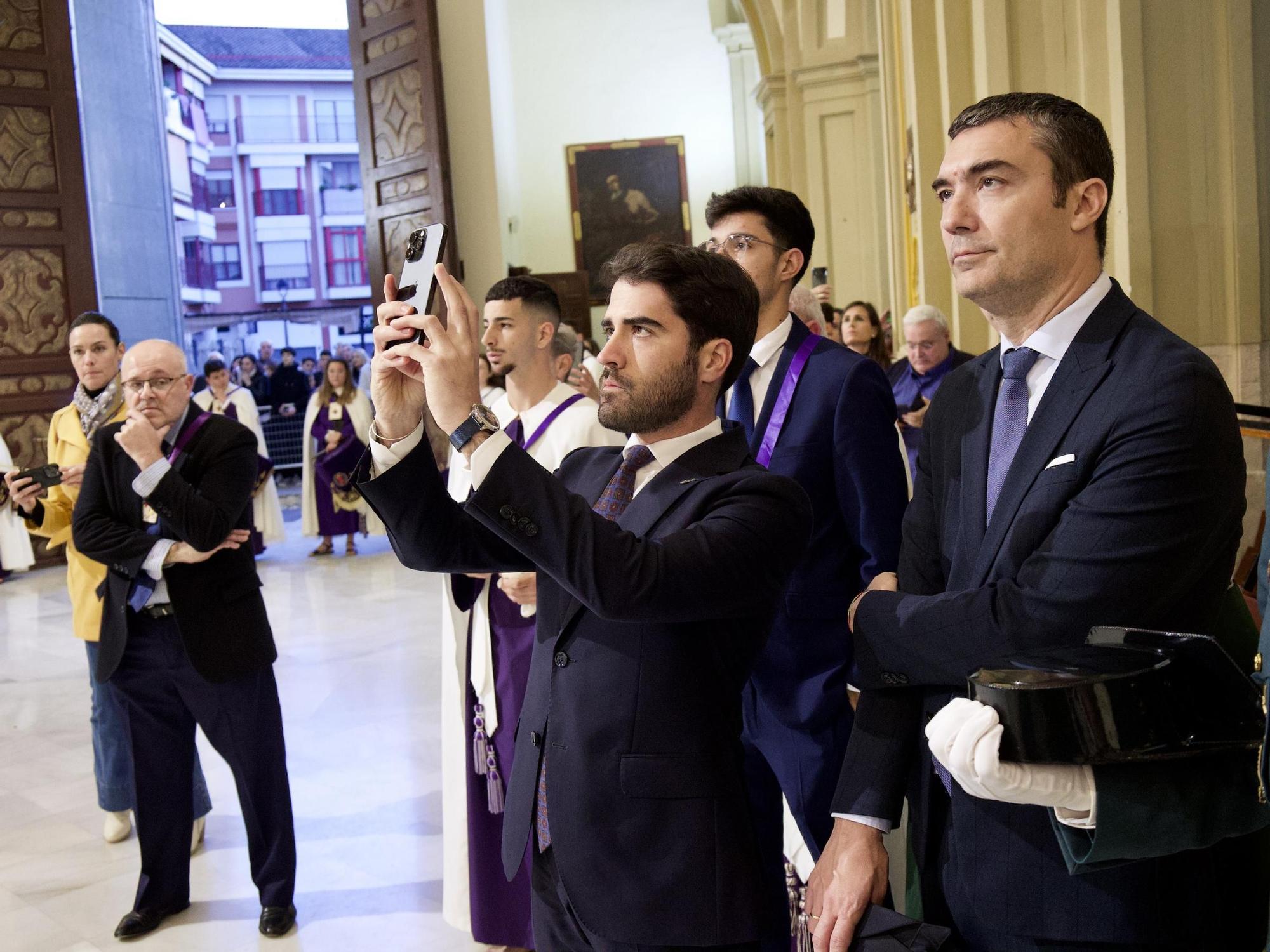 Así 'procesionó' la Hermandad del Rescate dentro de San Juan Evangelista de Murcia