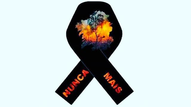 Uno de los muchos símbolos compartios en las redes sociales
