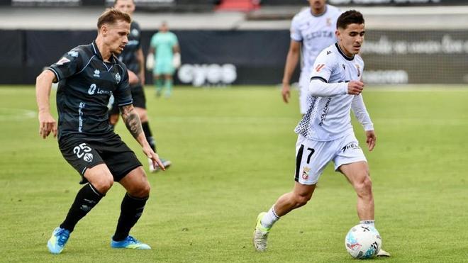 El Ceuta también recibirá con una baja importante al Málaga CF