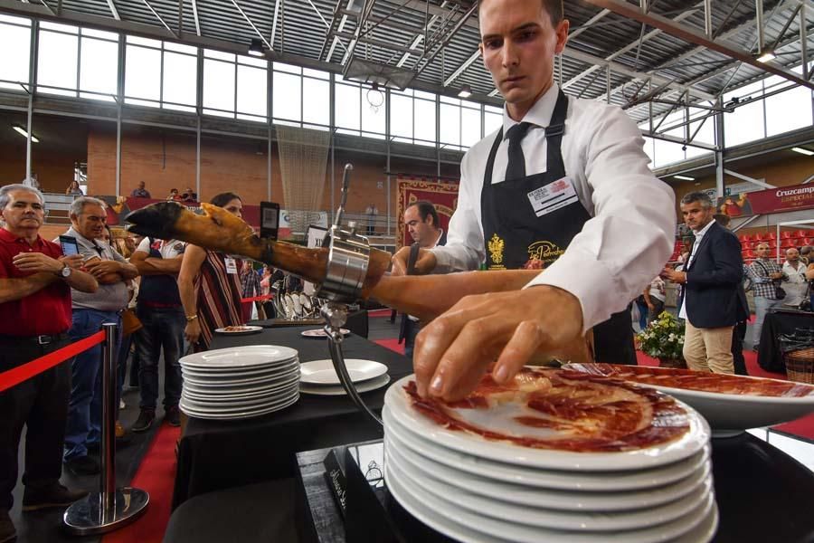 La feria del Jamón de Villanueva de Córdoba en imágenes