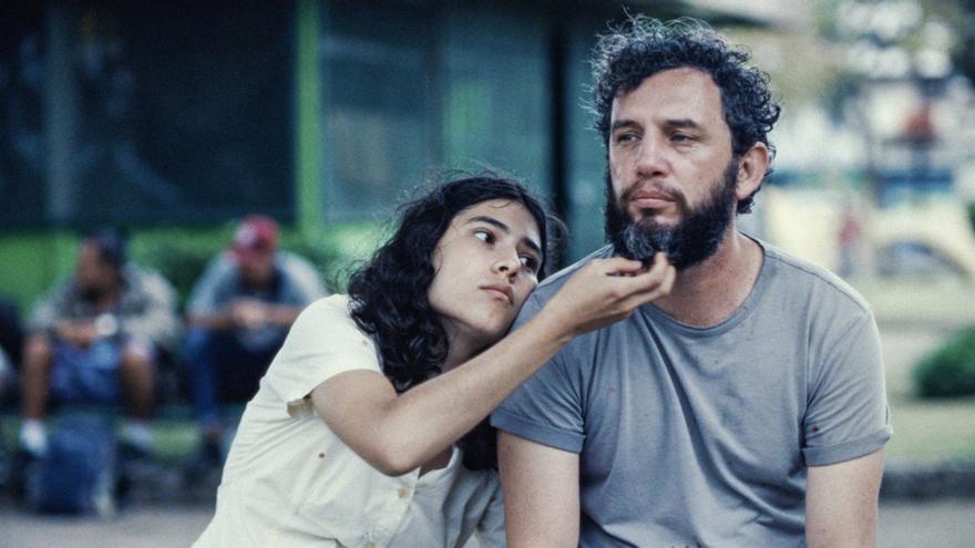 Fotograma de &#039;Tengo sueños eléctricos&#039;, de Valentina Maurel.
