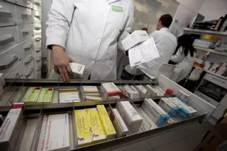 Más de 500.000 crónicos recibirán pastilleros con su medicación