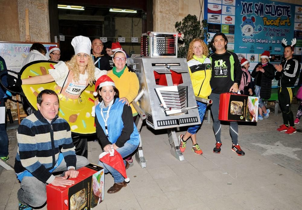 Búscate en la XVI San Silvestre de Rocafort