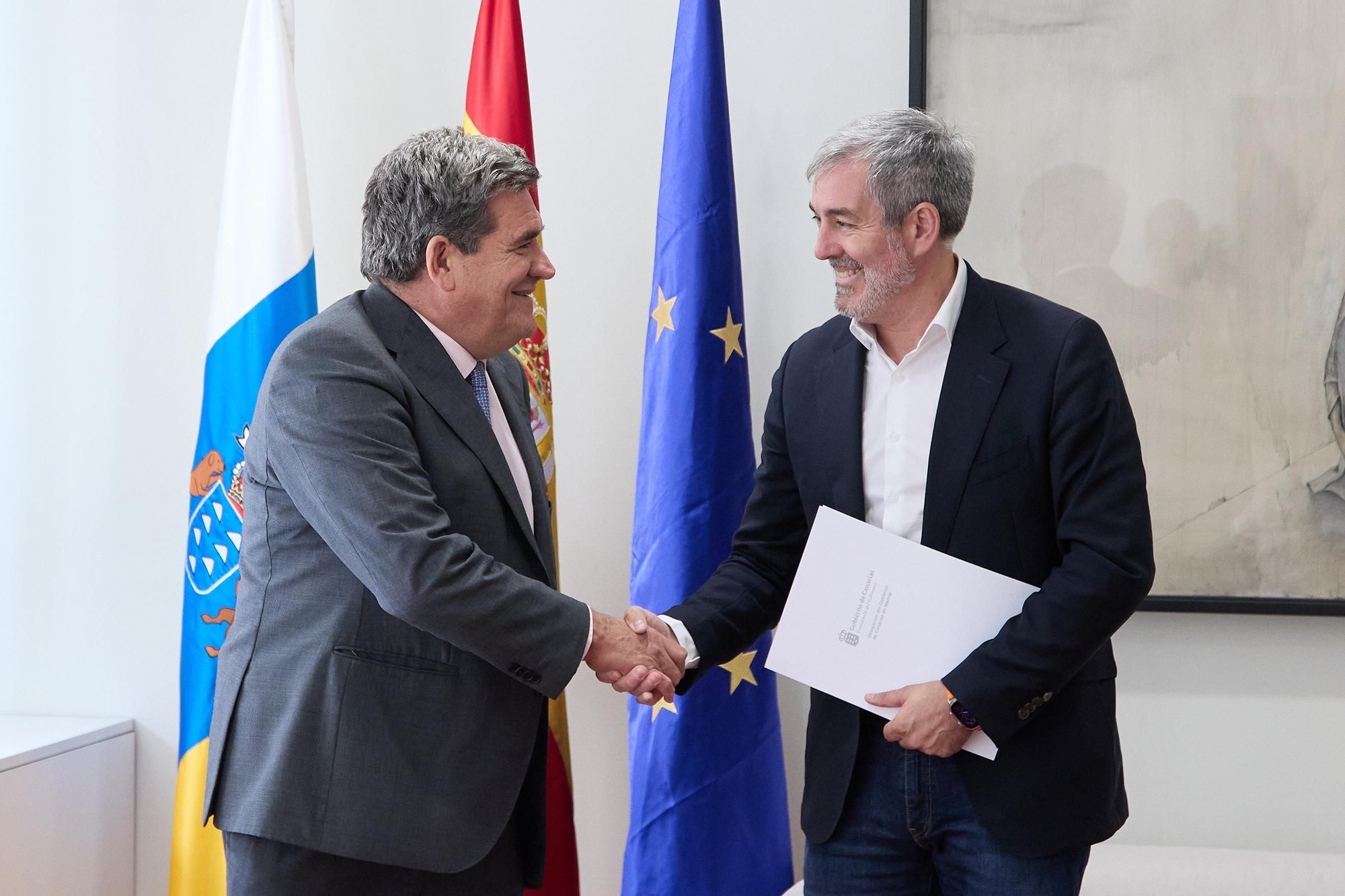 Fernando Clavijo and José Luis Escribá address the arrival of migrants to the Canary Islands