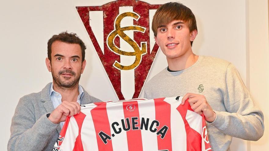 Oficial: el adamuceño Andrés Cuenca renueva en el Barça y sale cedido al Sporting
