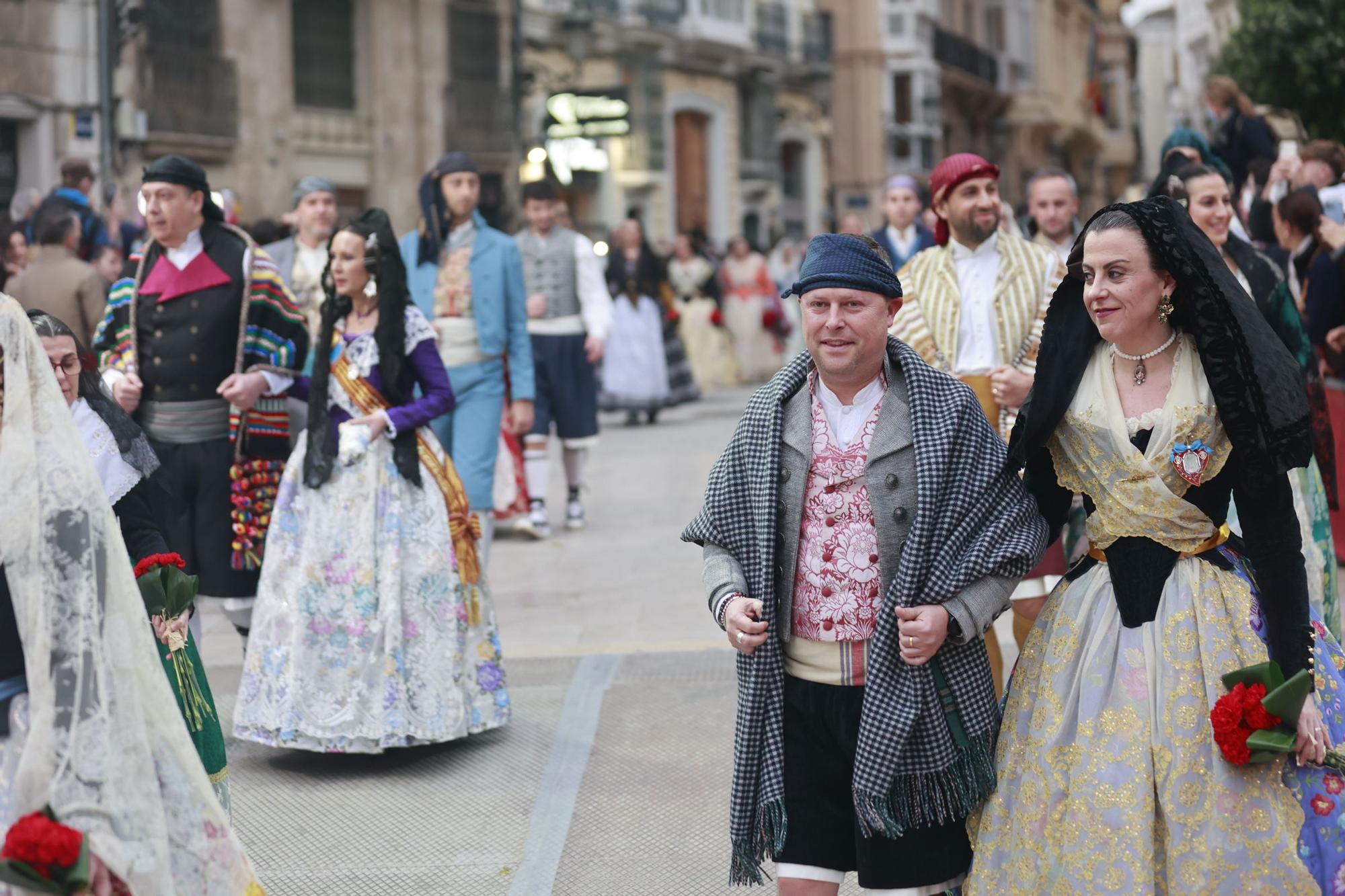 Búscate en el segundo día de ofrenda por la calle Quart (entre las 18:00 a las 19:00 horas)