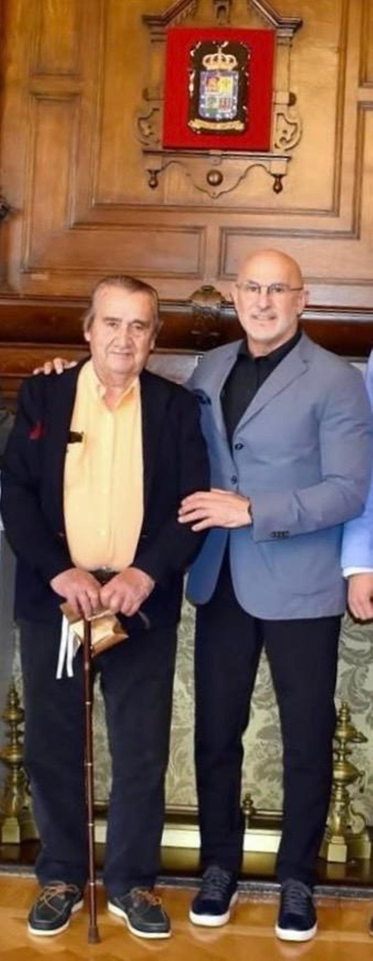 Andrés Muelas y Luis de la Fuente, en  Torrejoncillo.