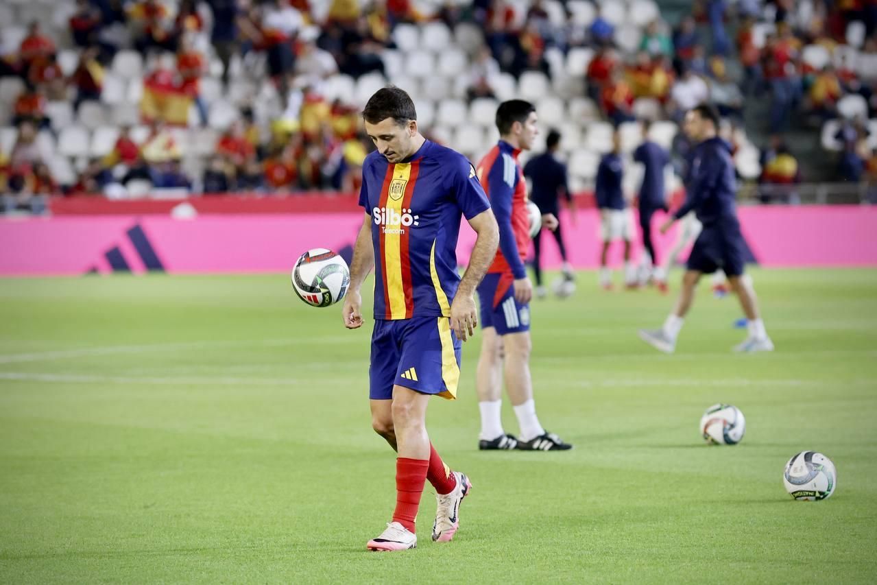El apoyo de la afición cordobesa a la selección española, en imágenes