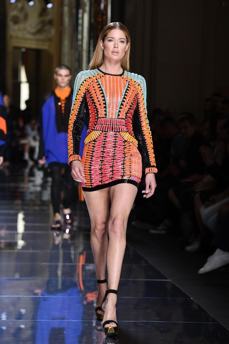 Balmain primavera/ verano 2017, mini vestido