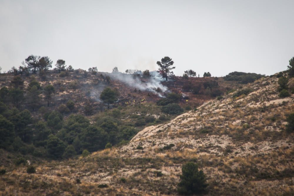 Incendio en la sierra de Onil