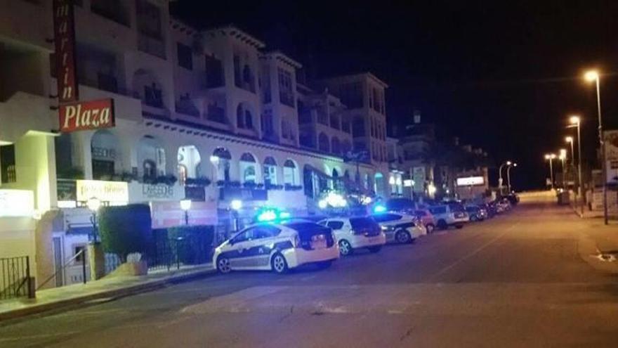 Un británico fallece tras ser apuñalado en una reyerta en un pub de Orihuela Costa