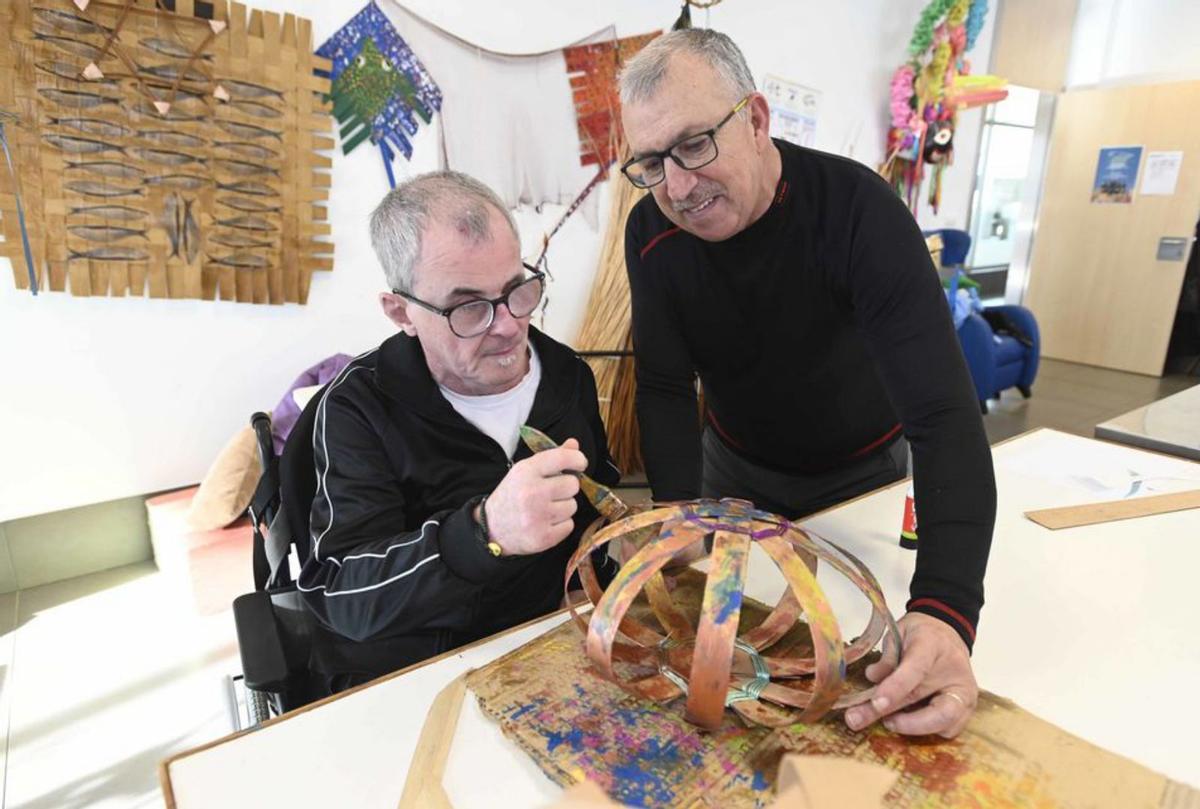 Usuarios del taller artístico. 
|  Pablo H. Gamarra