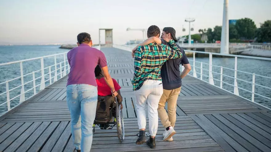 Qué significa que nunca tengas tiempo para tus amigos, según la psicología