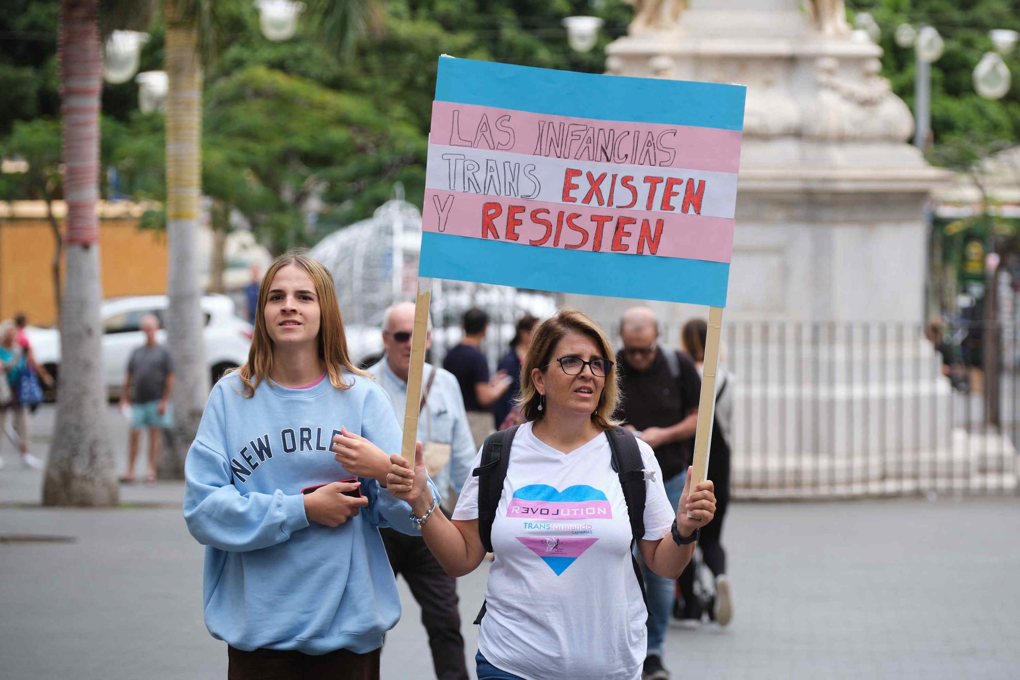 Concentración contra los recortes en las propuestas de Ley Trans en Santsa Cruz de Tenerife