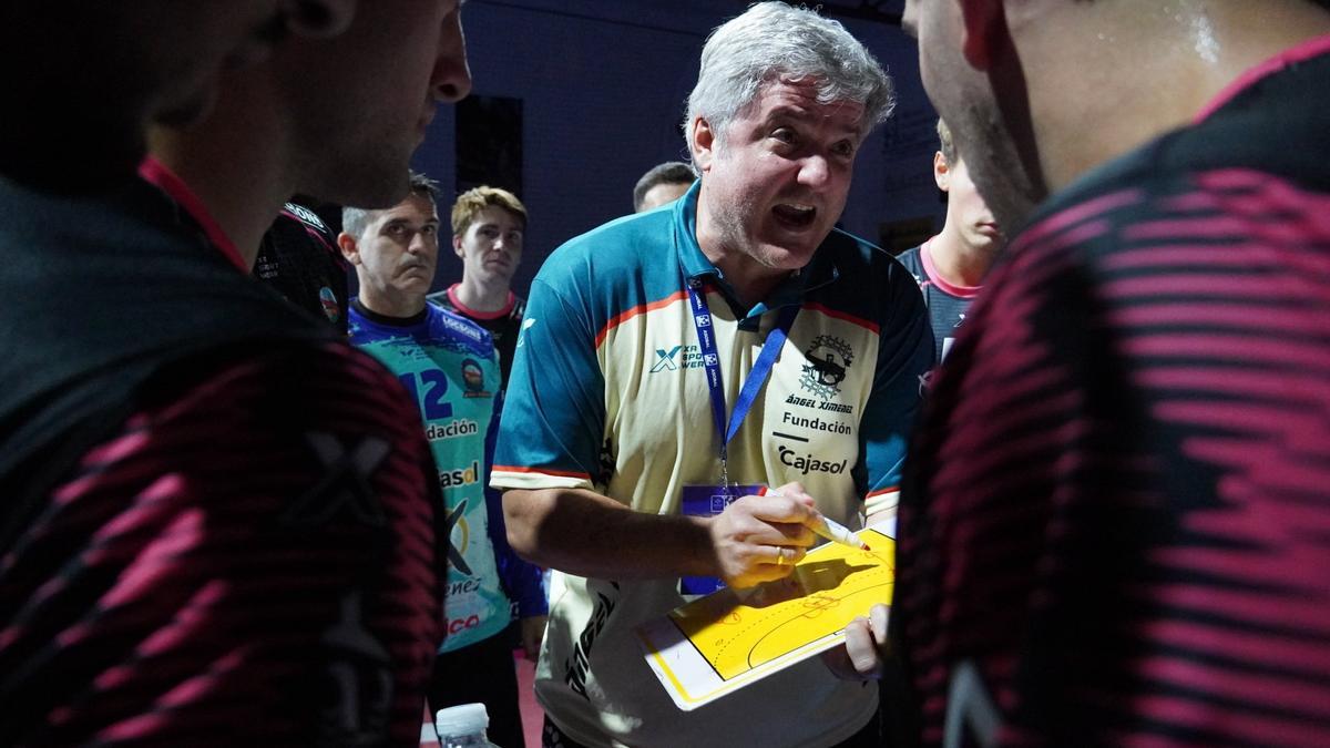 El Cajasol Ángel Ximénez zmierzy się z bezpośrednim rywalem