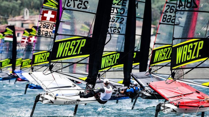 En marxa la competició de vela lleugera EuroCup Waszp a Roses