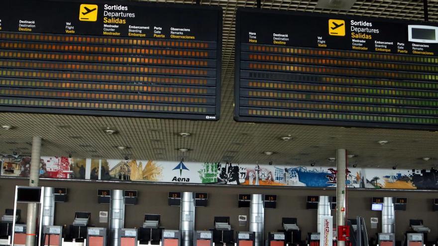 Les pantalles de l&#039;aeroport de Reus apagades i sense cap vol anunciat |