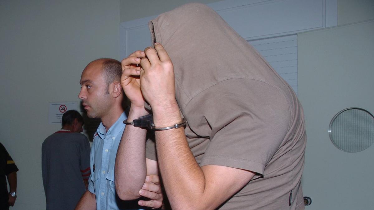 Els Mossos alerten les víctimes d’un agressor sexual de la seva excarceració Els Mossos alerten les víctimes d’un agressor sexual de la seva excarceració