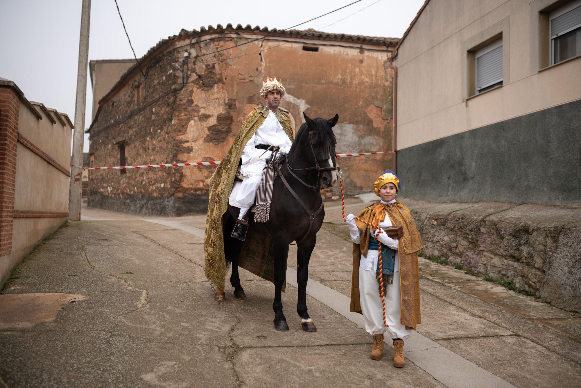 GALERÍA | El Auto de los Reyes Magos en Andavías