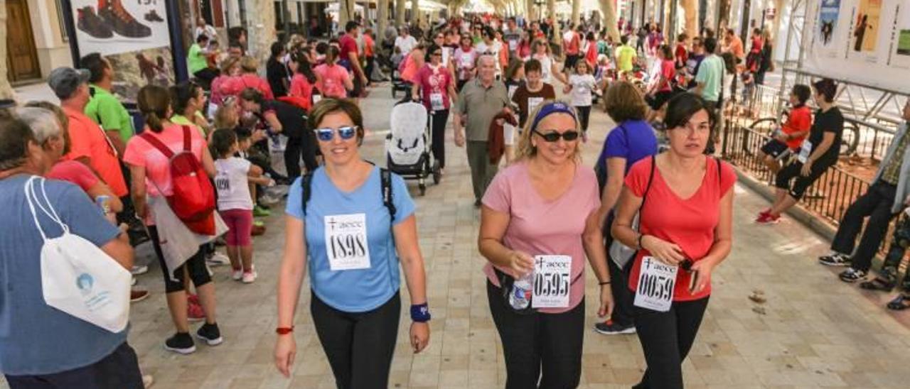 Carcaixent corre contra el cáncer