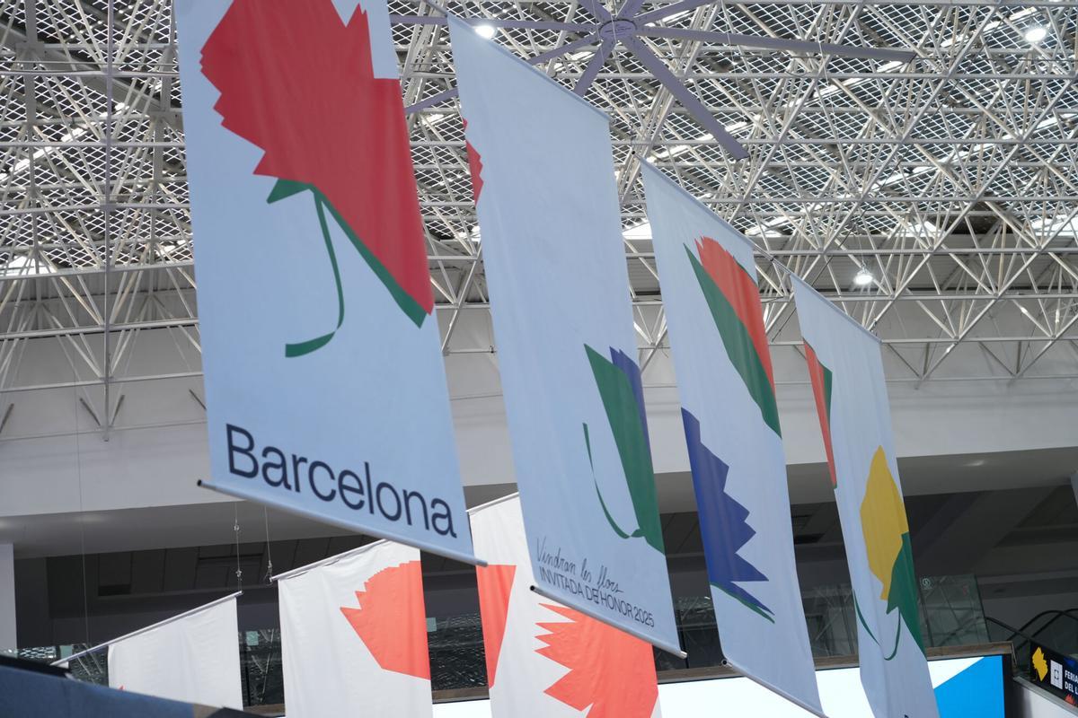 Preparativos en el pabellón de Barcelona en Guadalajara.