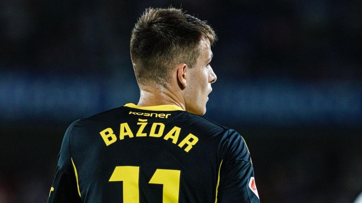 Bazdar, en el partido ante el Tenerife en el Heliodoro.