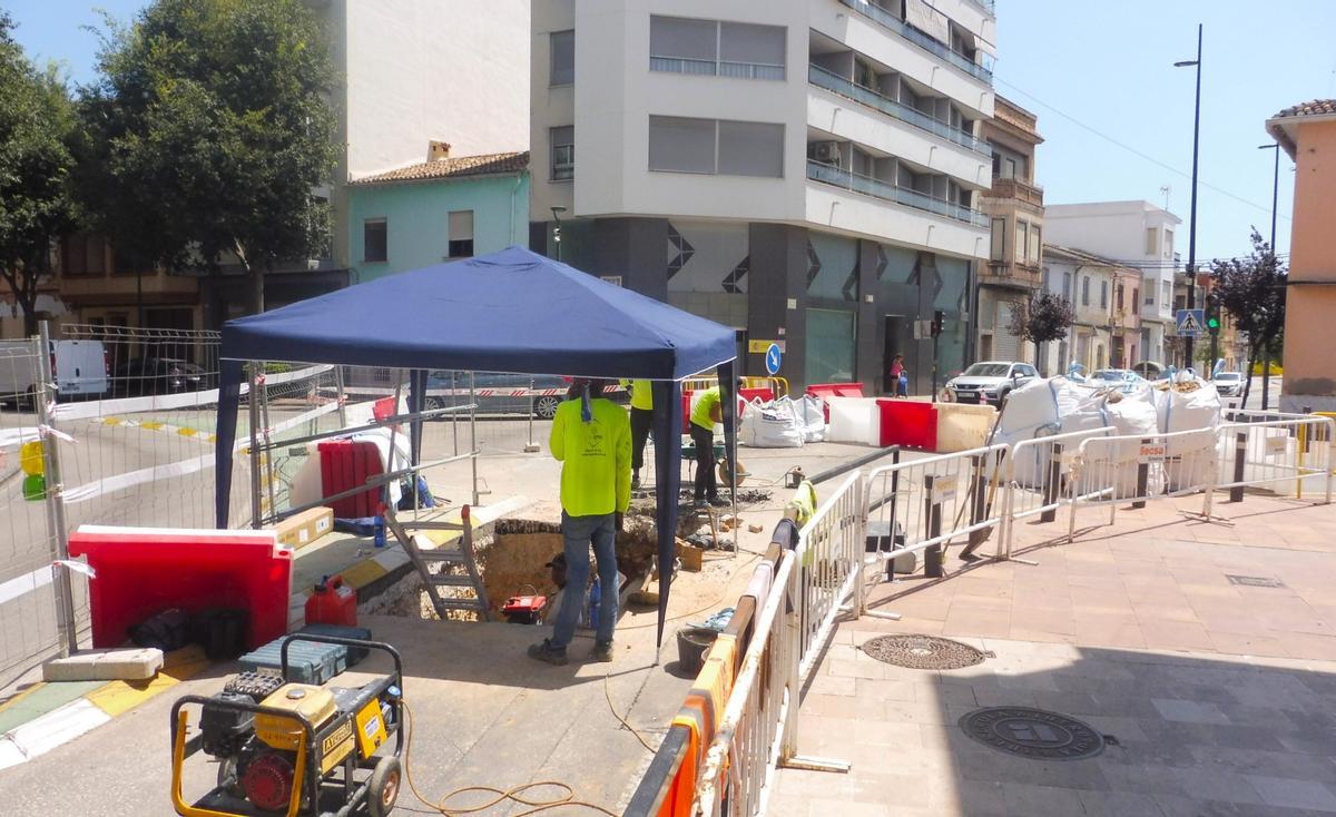 Obras en la avenida d’Alacant.