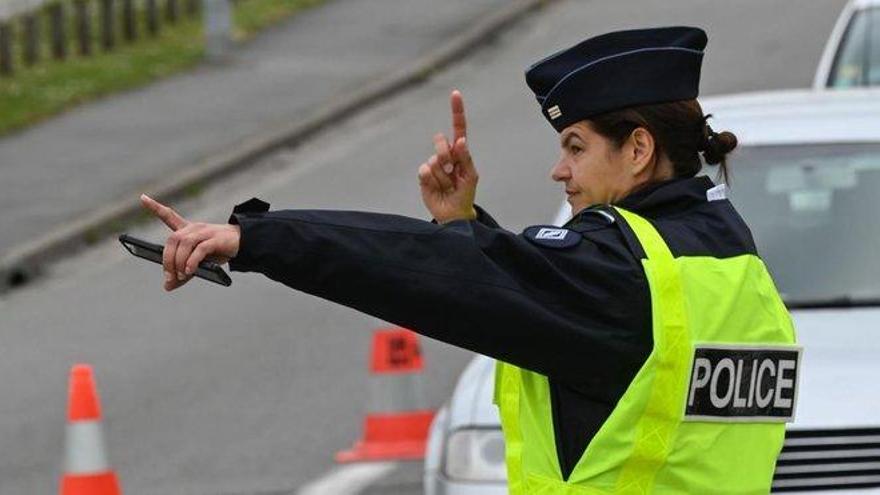 Dos personas mueren tras ser acuchilladas en Francia