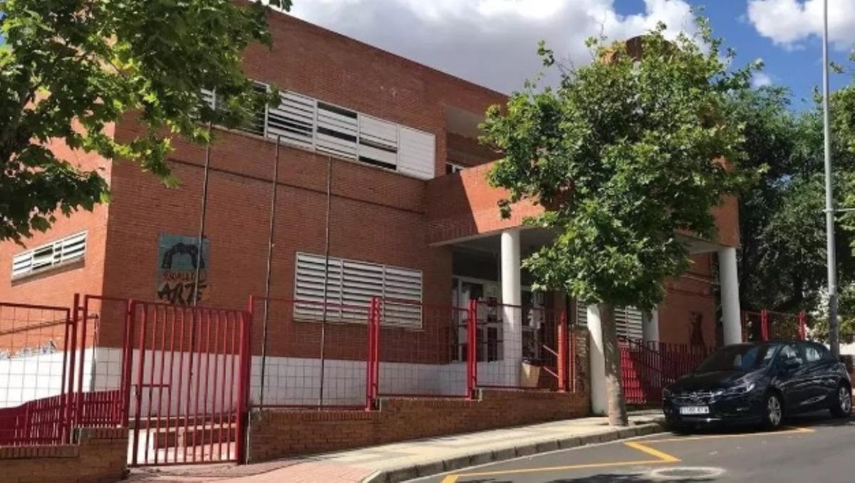 La Escuela de Arte y Diseño de Mérida.