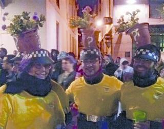 El hijo del alcaldable de CiU en Mataró se disfrazó parodiando el 4-F