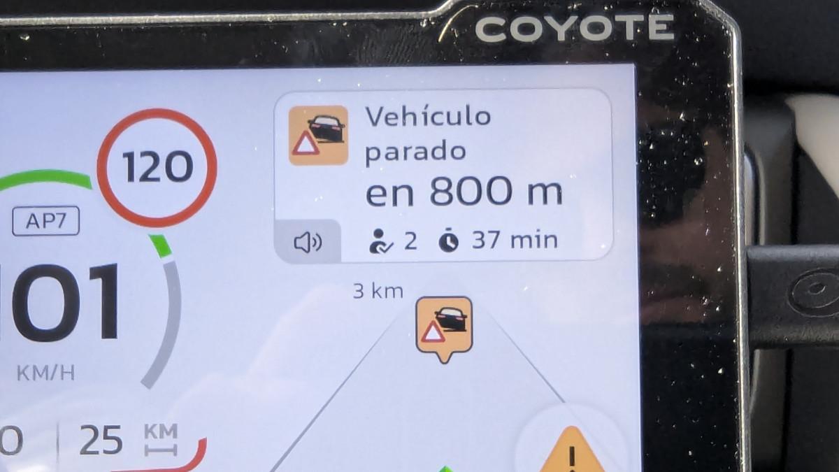 Alerta de vehículo parado en el Coyote Max