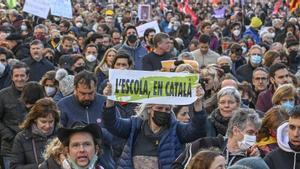 Protesta en defensa de la escuela en catalán